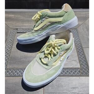 Brighton Wayvee Vans Womens size 9